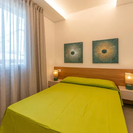 Tasso Piano Terra - Quadrilocale Apartmán *